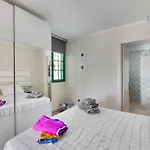 Bellevue Apartment