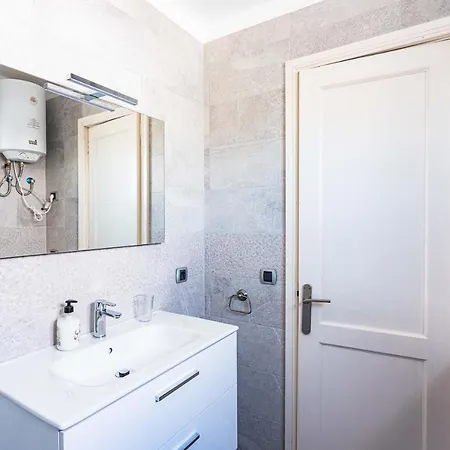 Bellevue Apartament *